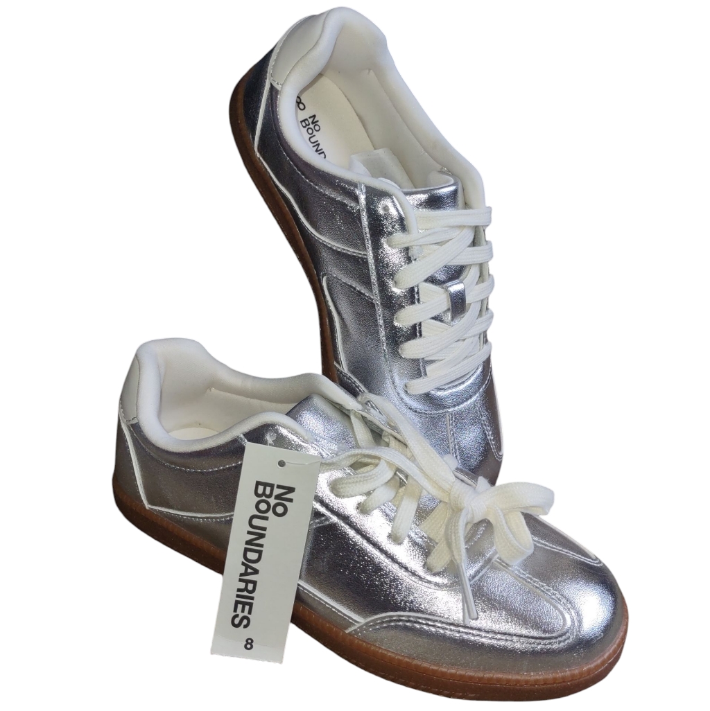 No Boundaries Size 8 Silver Memory Foam Low Top Sneaker Shoes